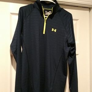 Under Armor half zip pull over